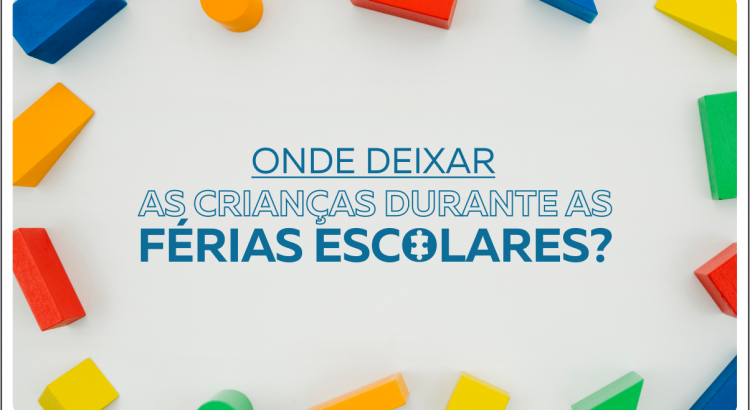 brinquedos espalhados nas férias escolares